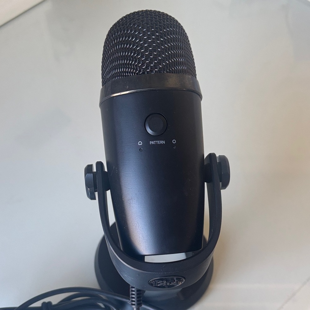 Black USB Yeti Microphone